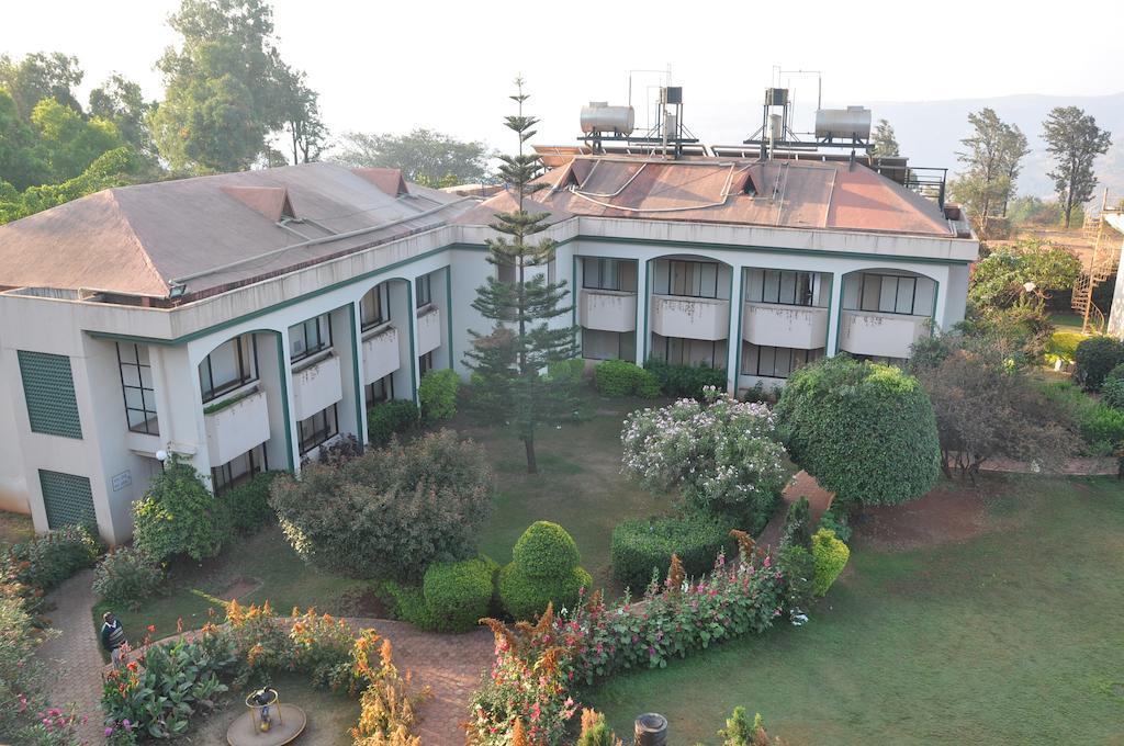 Blue Country Resort Panchgani Exterior photo